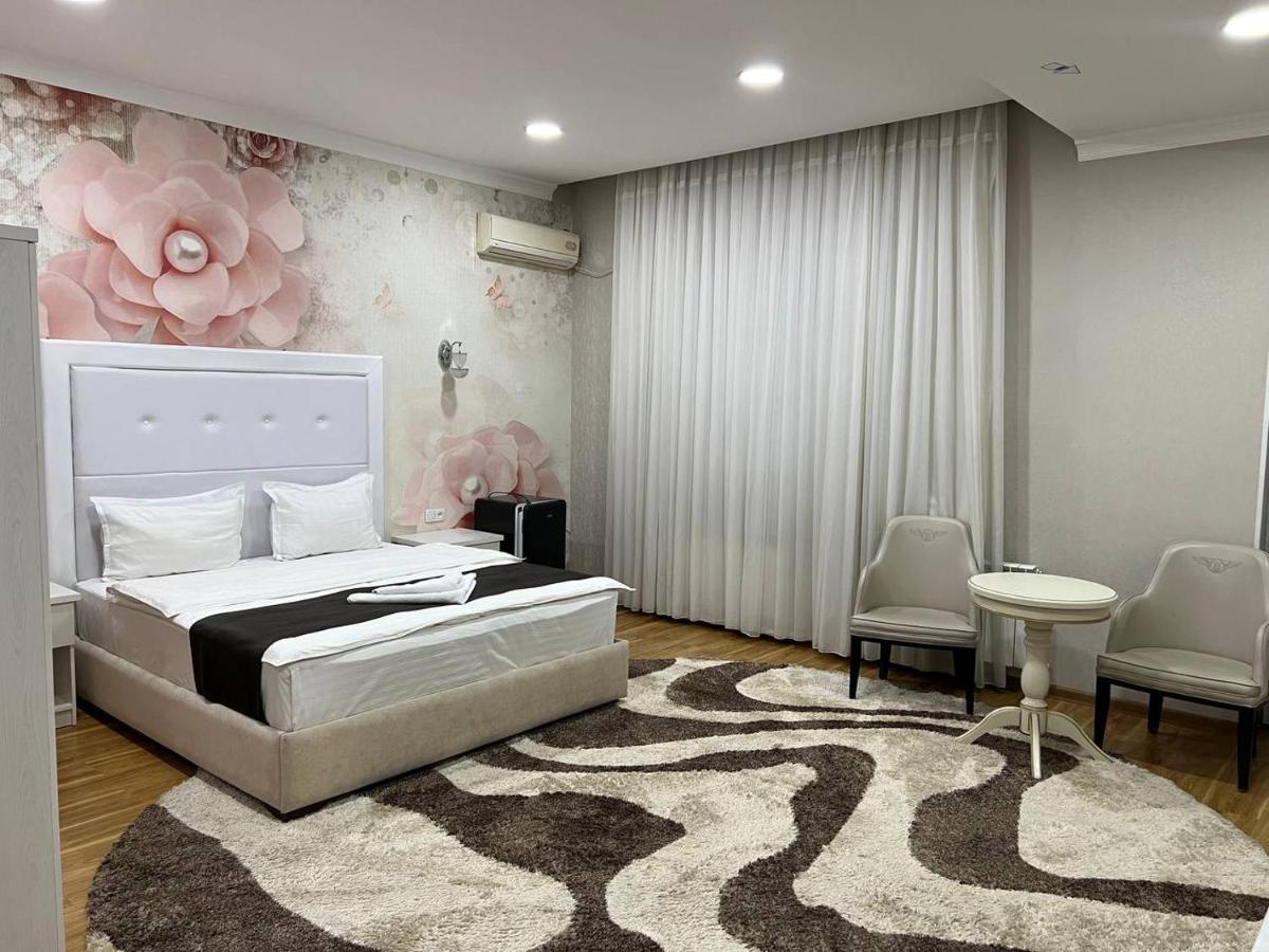Queens 2 Hotel 塔什干 外观 照片
