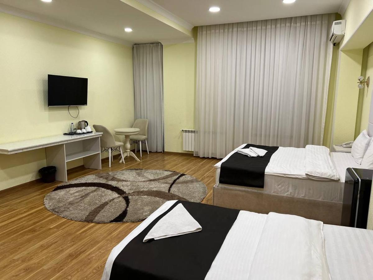 Queens 2 Hotel 塔什干 外观 照片